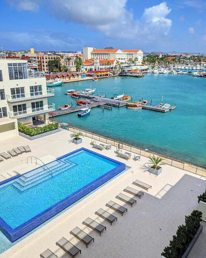 Luxury Condo With Infinity Pool & Ocean View Oranjestad Dış mekan fotoğraf